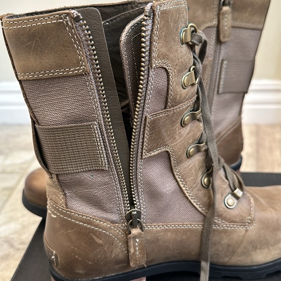 Sorel Emelie Conquest Boots - Picture 6 of 10